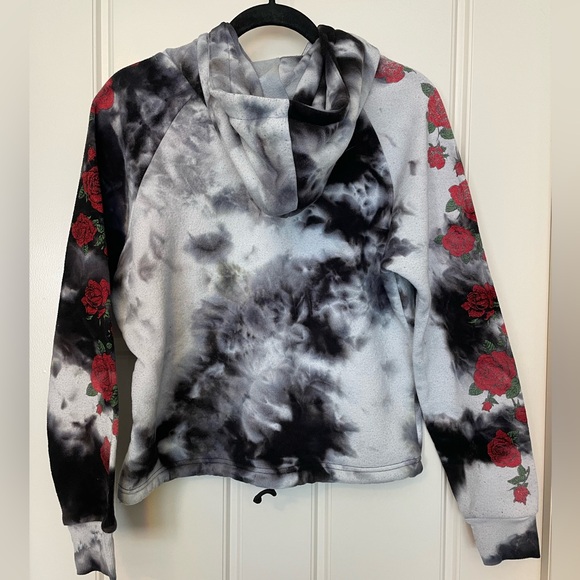 Rue 21 Black Gray White Bleach Dye Tie Dye Hoodie Roses Raglan Sleeve Juniors M - Picture 2 of 4